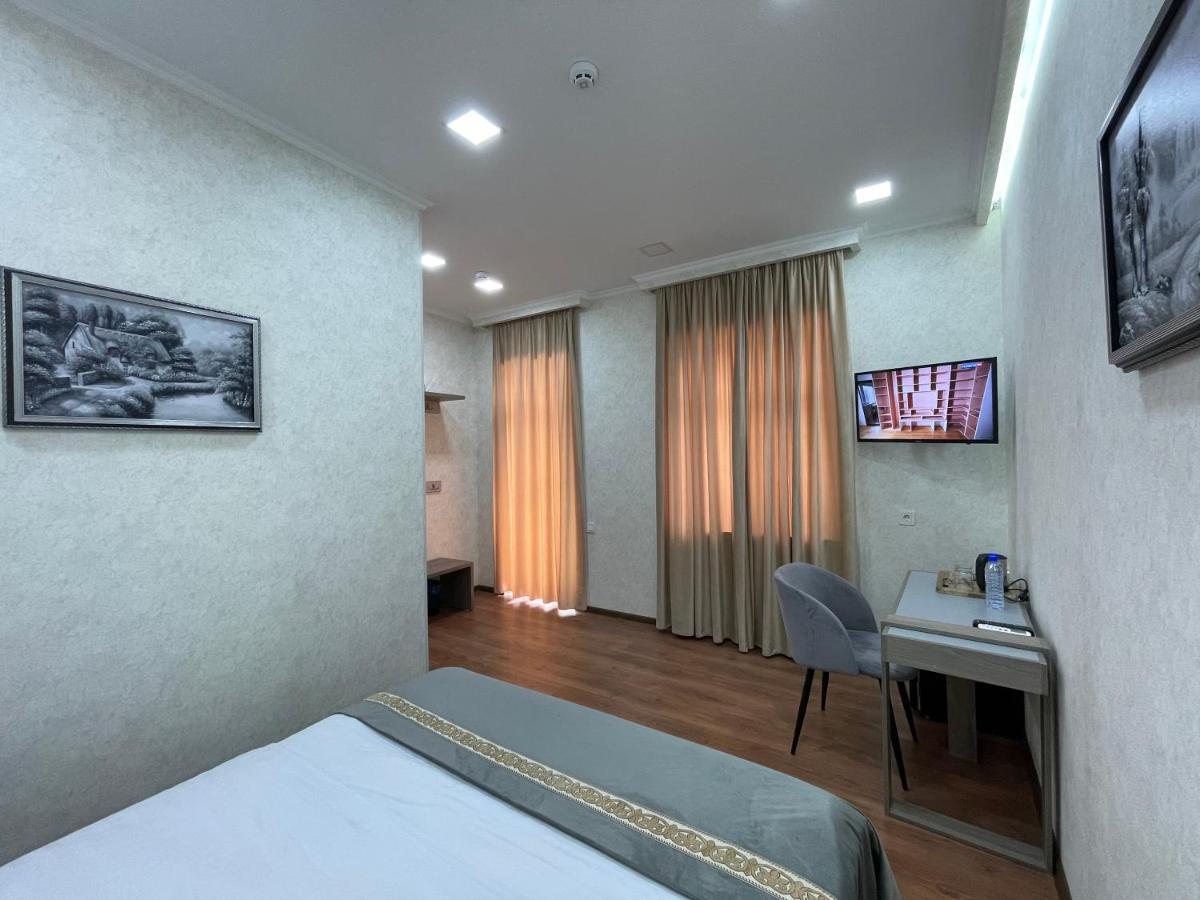 Registon Saroy Hotel Samarkand Exterior foto