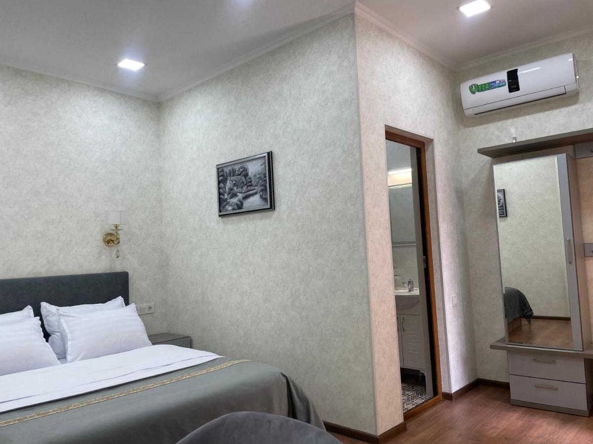 Registon Saroy Hotel Samarkand Exterior foto