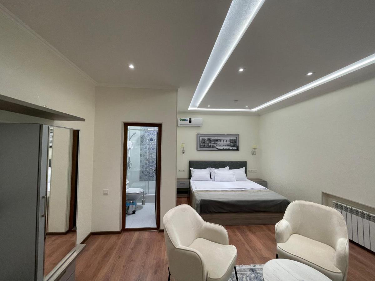 Registon Saroy Hotel Samarkand Exterior foto
