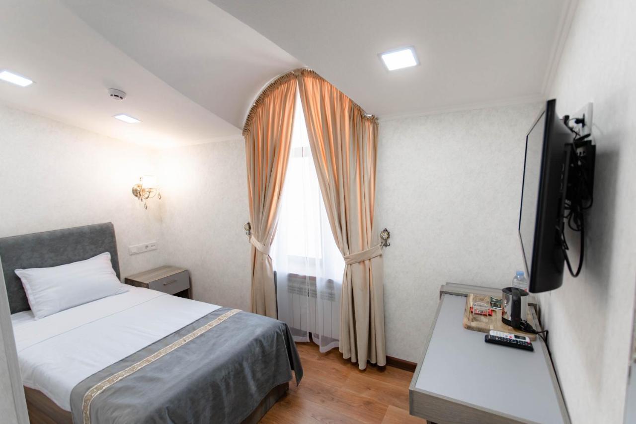 Registon Saroy Hotel Samarkand Exterior foto