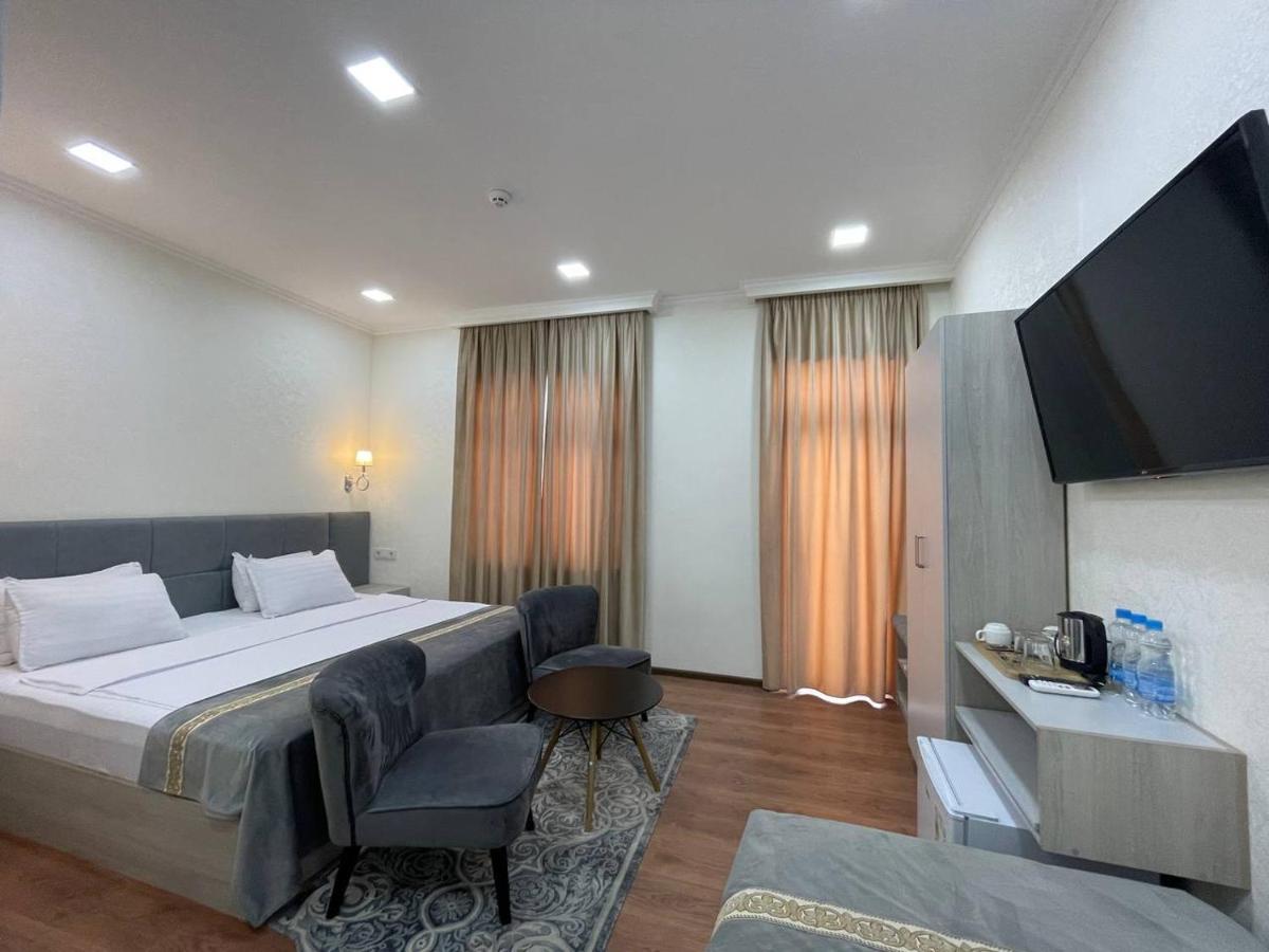 Registon Saroy Hotel Samarkand Exterior foto